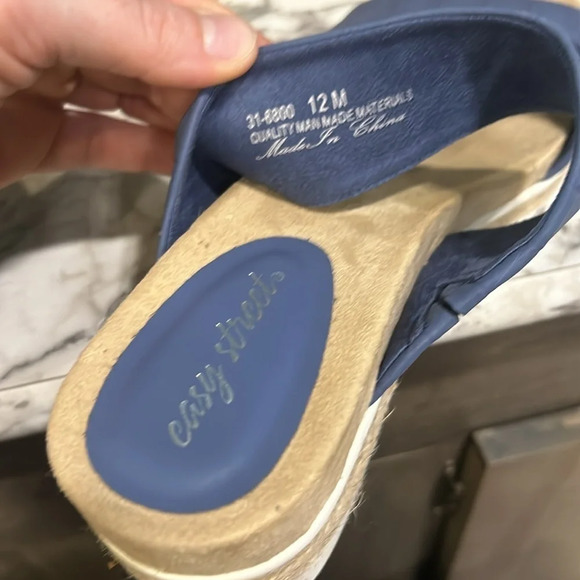 Easy Street Women’s Blue Maryann Faux Leather Embossed Wedge Rope Heels Size 12 - Picture 9 of 9